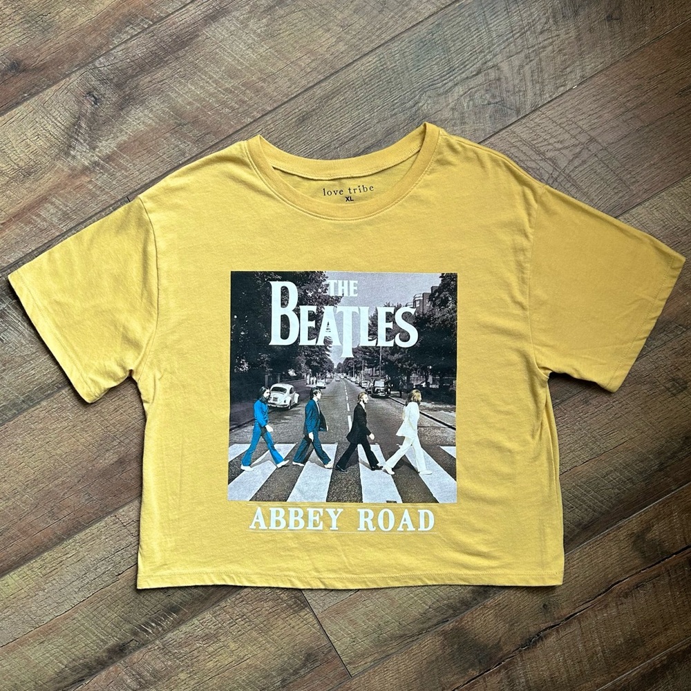 Love Tribe - The Beatles - Abbey Road T-shirt - Size - XL - Picture 4 of 6